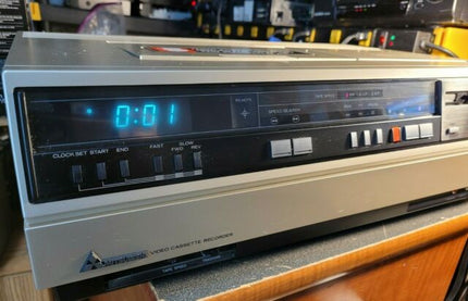 Mitsubishi HS-302U Top Loader VHS VCR - Year 1981