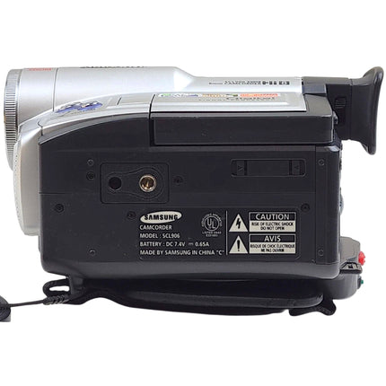 Samsung SCL906 bottom
